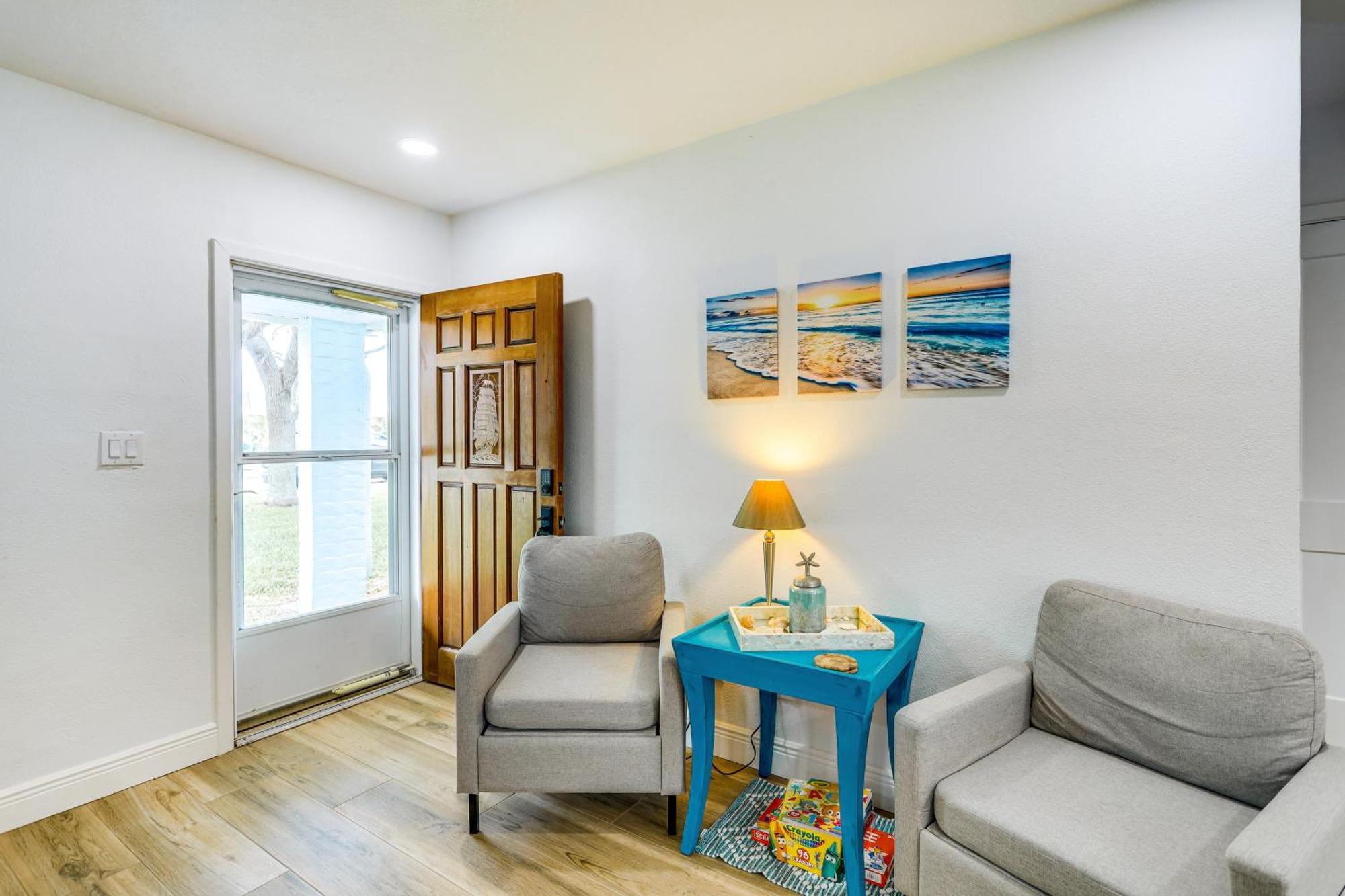 Pet-Friendly Cocoa Beach Home Walk To Beach! Exteriör bild