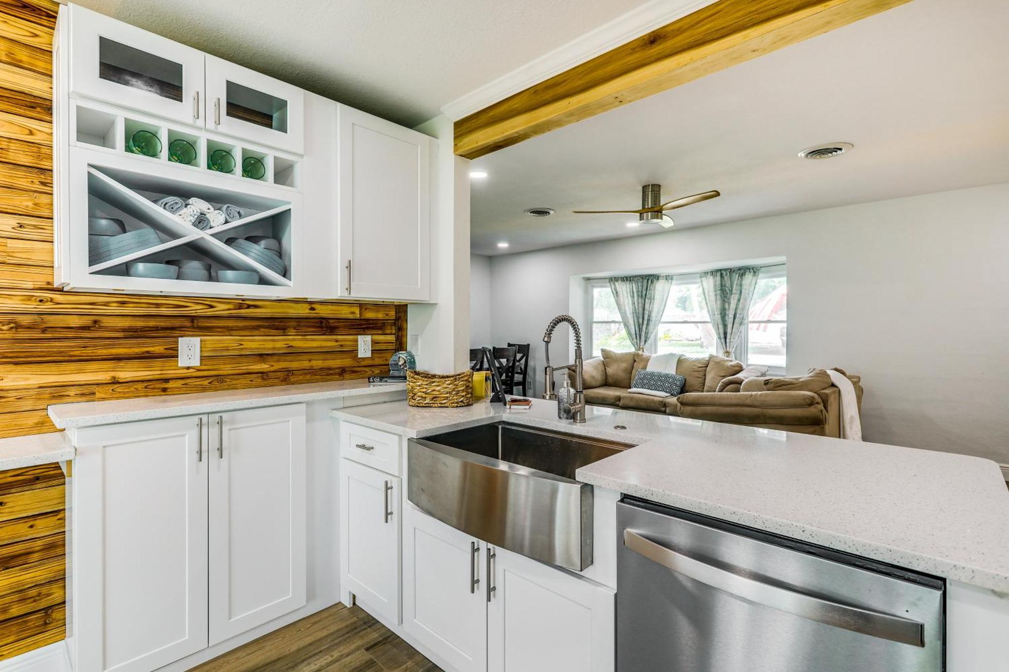 Pet-Friendly Cocoa Beach Home Walk To Beach! Exteriör bild